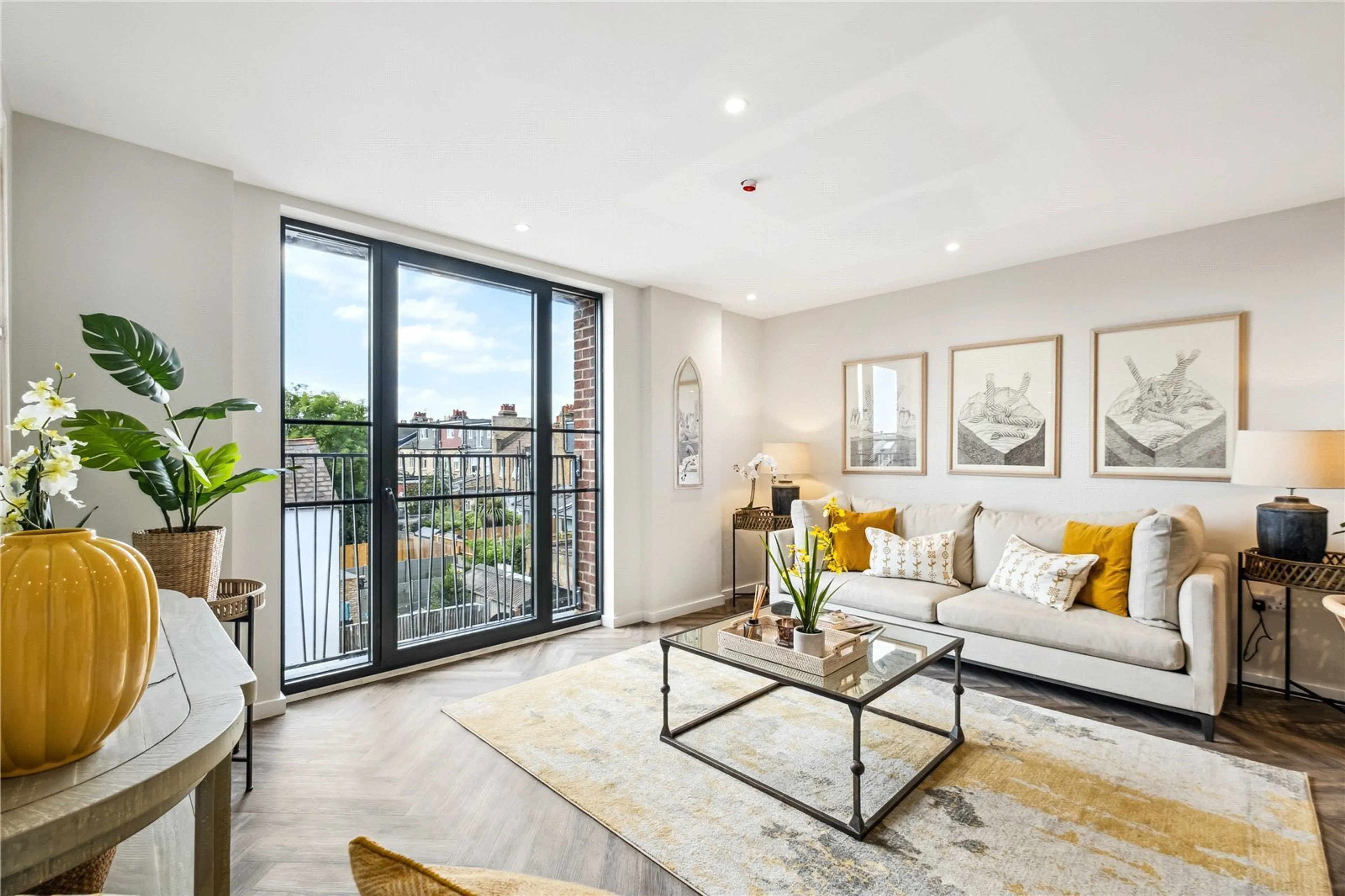 Property at Fallsbrook Road, London, SW16