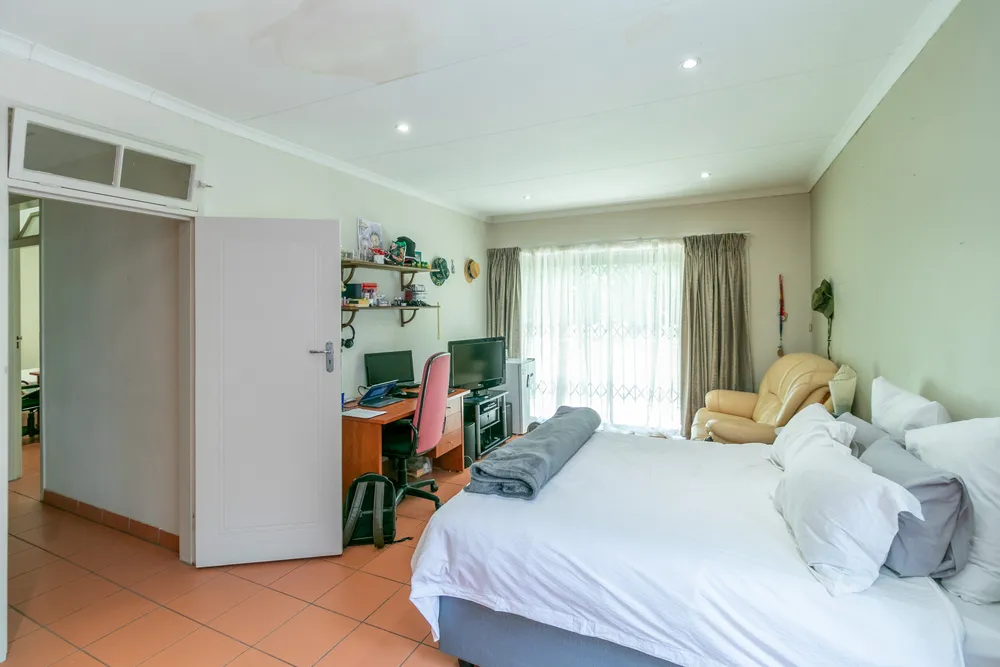 South Africa, Gauteng, Cyrildene, Hannaben Street, 42