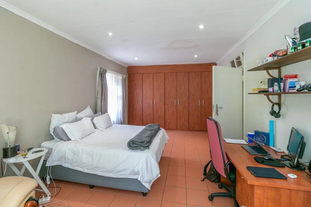 South Africa, Gauteng, Cyrildene, Hannaben Street, 42