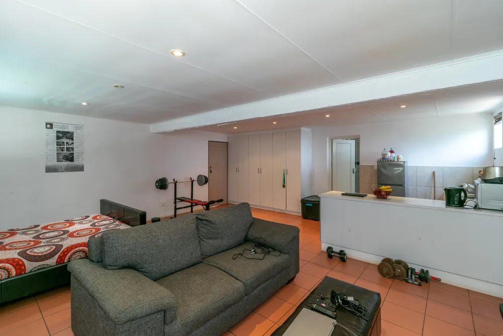 South Africa, Gauteng, Cyrildene, Hannaben Street, 42