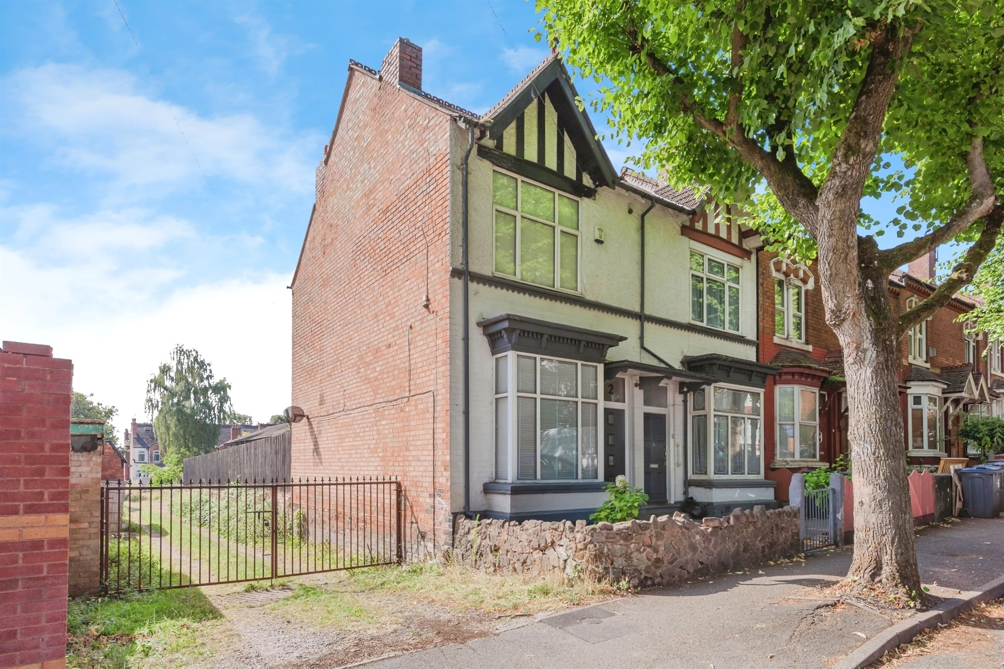 Property photo 0