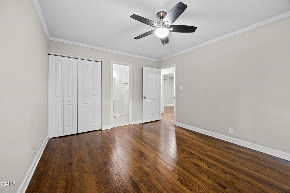 2950 Glenridge Dr, Raleigh, NC 27604