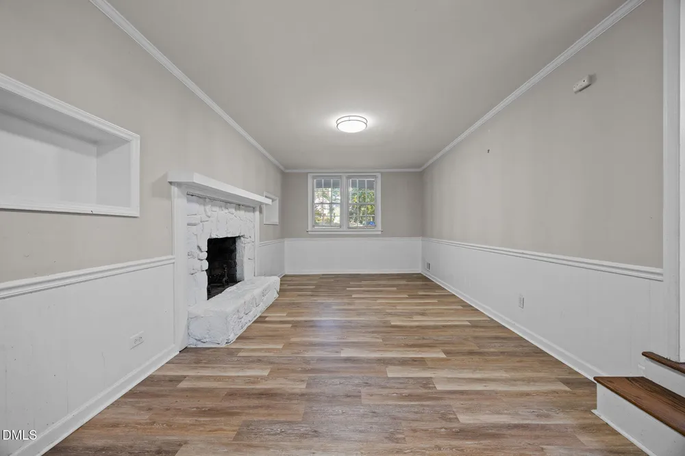 2950 Glenridge Dr, Raleigh, NC 27604