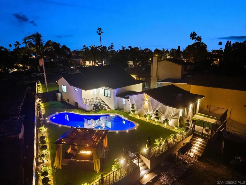 4961 E Mountain View Dr, San Diego, CA 92116