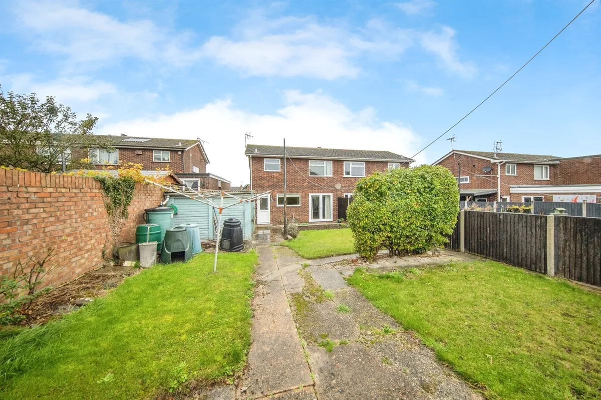 Larksfield Crescent, Harwich