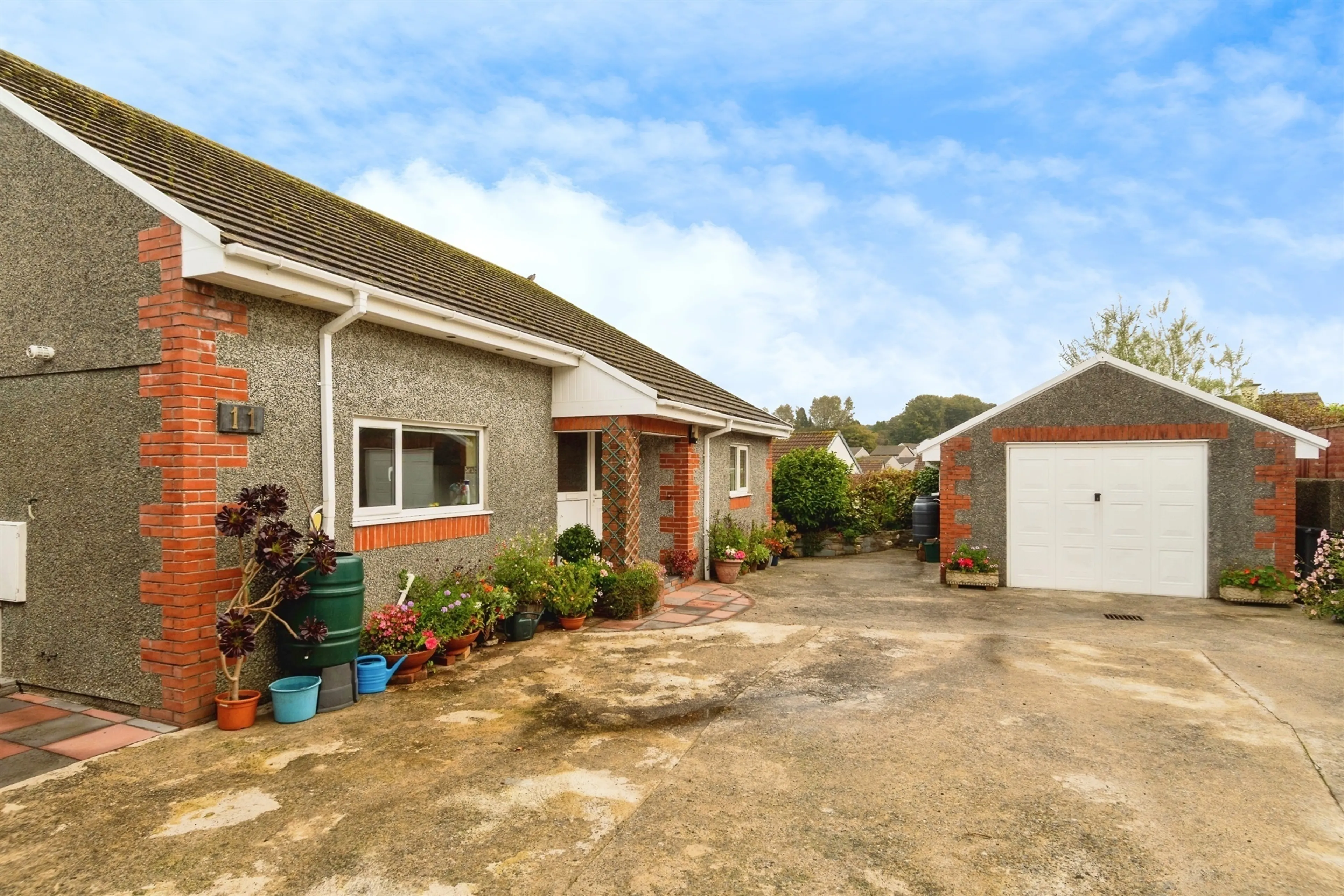 Property at Aysshton Gardens, Callington