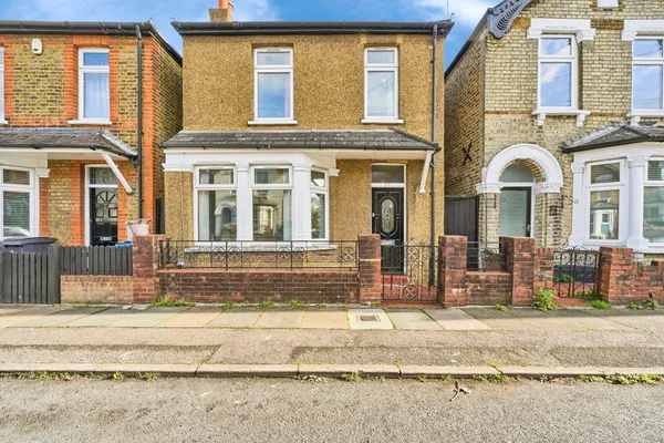 Caversham Road, Kingston upon Thames,...