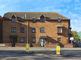 Denning Mews, Southsea thumb 2