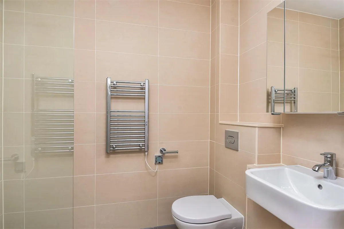 Oak Grove, Cricklewood, NW2