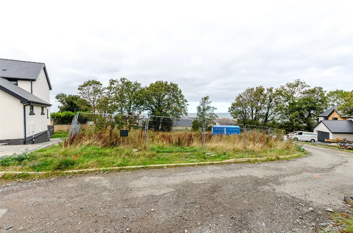 Off Cemlyn Park, Penmaenmawr, Conwy, LL34