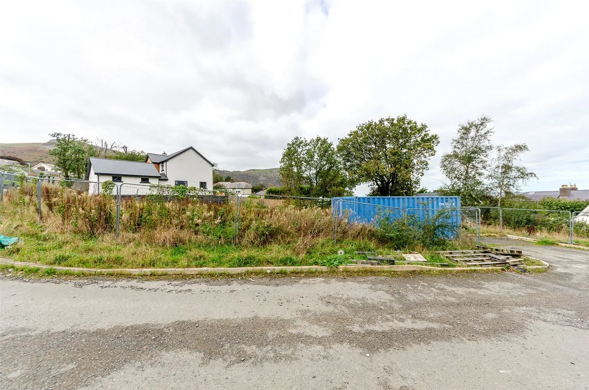 Off Cemlyn Park, Penmaenmawr, Conwy, LL34