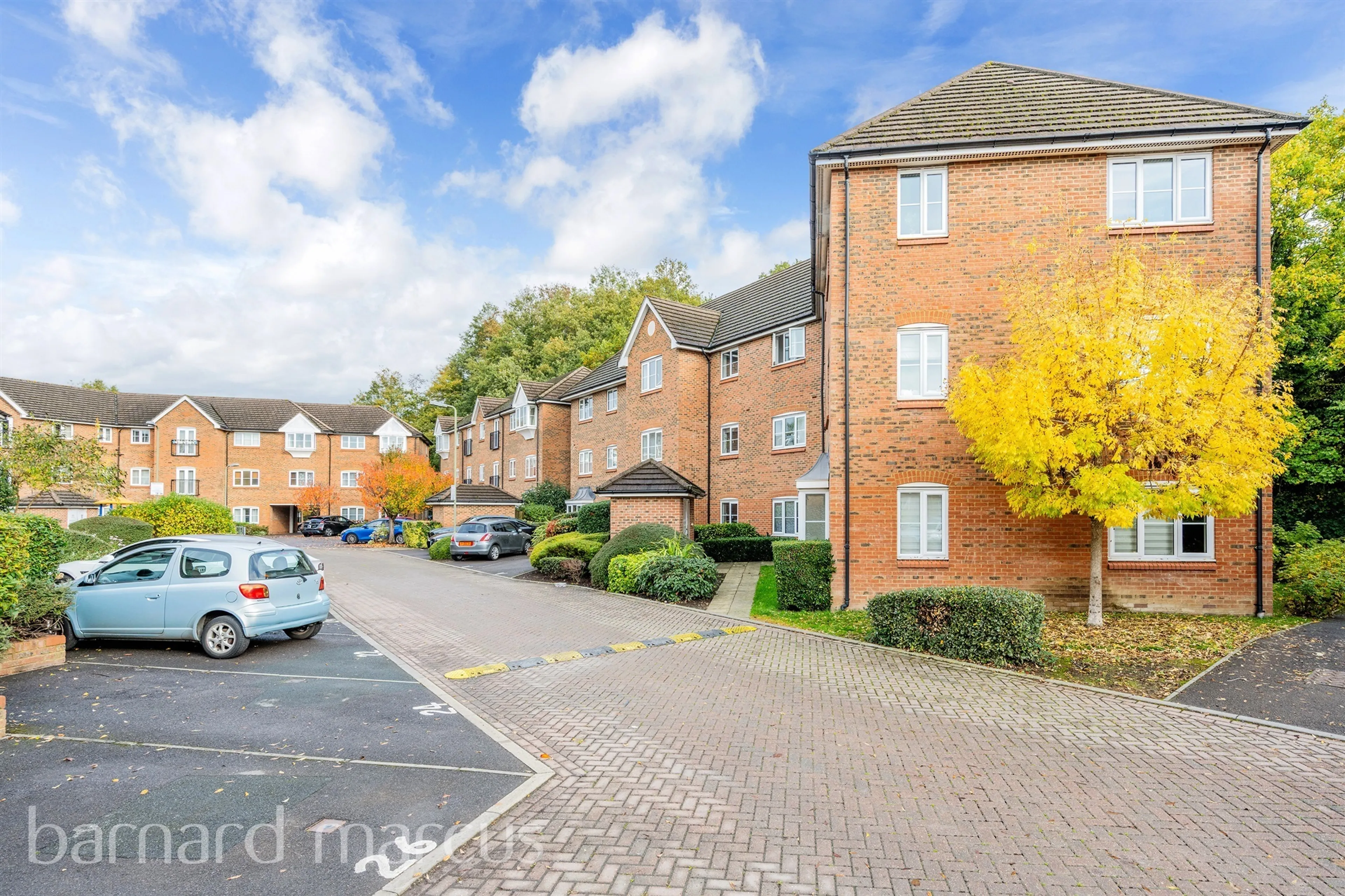 Property at Rydons Way, Redhill