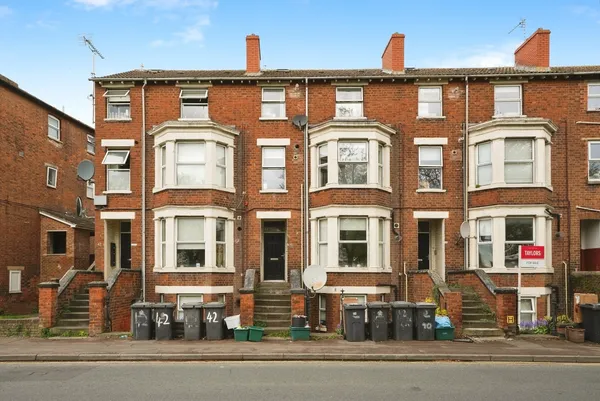 Trier Way, Gloucester, GL1