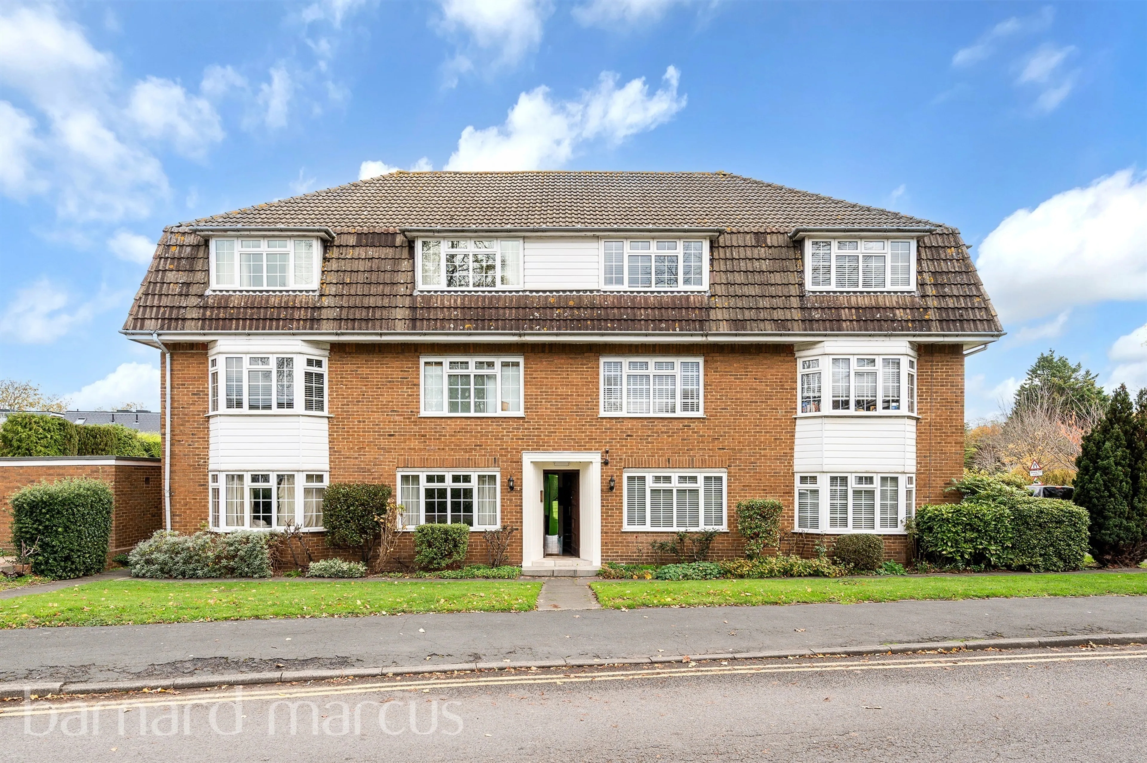 Property at Chessington Road, Epsom