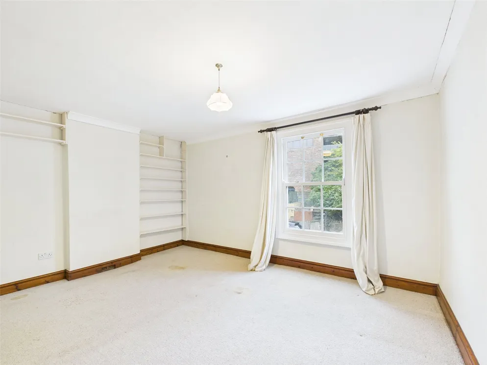 Property carousel item 11