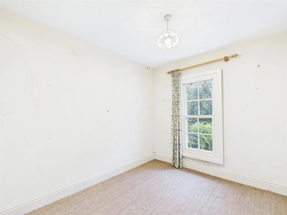 Property carousel item 20