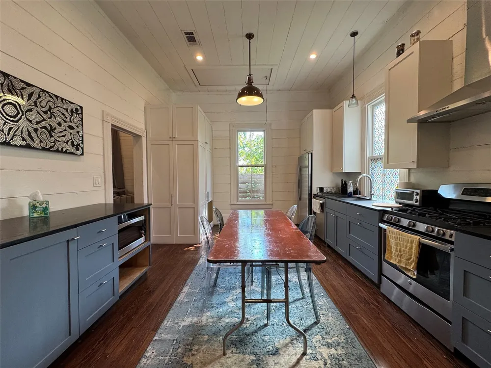 3408 Garrow St, Houston, TX 77003