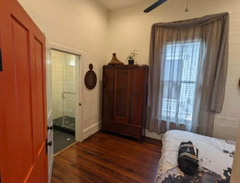 3408 Garrow St, Houston, TX 77003