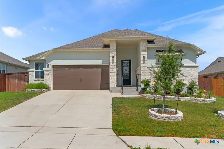 6533 Crockett Cove, Schertz, TX 78108