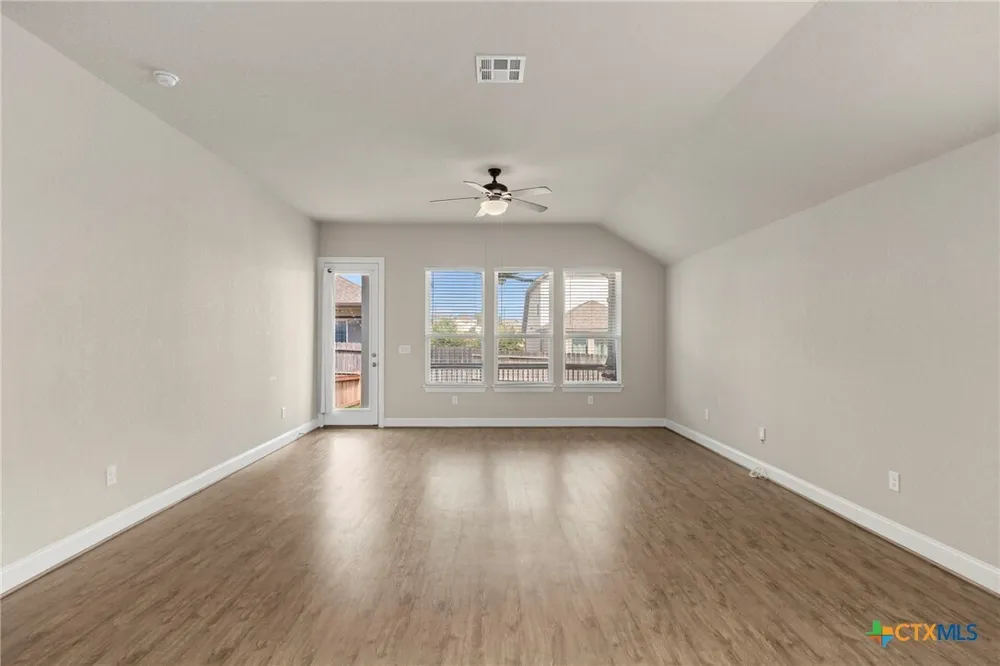 6533 Crockett Cove, Schertz, TX 78108