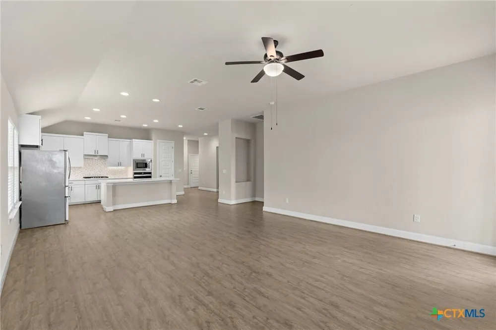 6533 Crockett Cove, Schertz, TX 78108