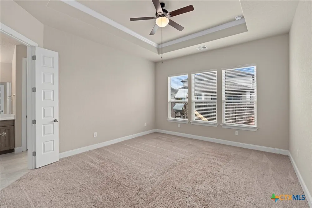 6533 Crockett Cove, Schertz, TX 78108