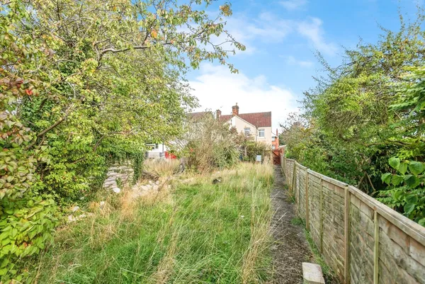 Cricklade Road, Swindon, Wiltshire, SN2