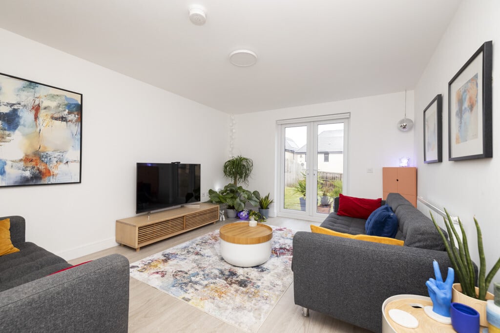 2 Florence McNeill Lane, Gilmerton, Edinburgh, EH17 8PY Image 3