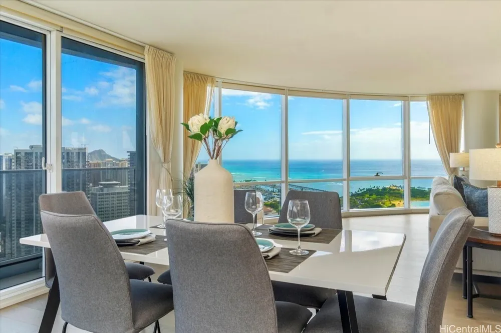 1296 Kapiolani Blvd, Honolulu, HI 96814