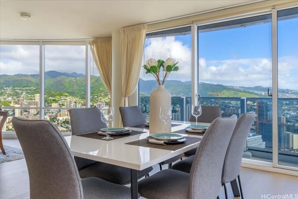 1296 Kapiolani Blvd, Honolulu, HI 96814