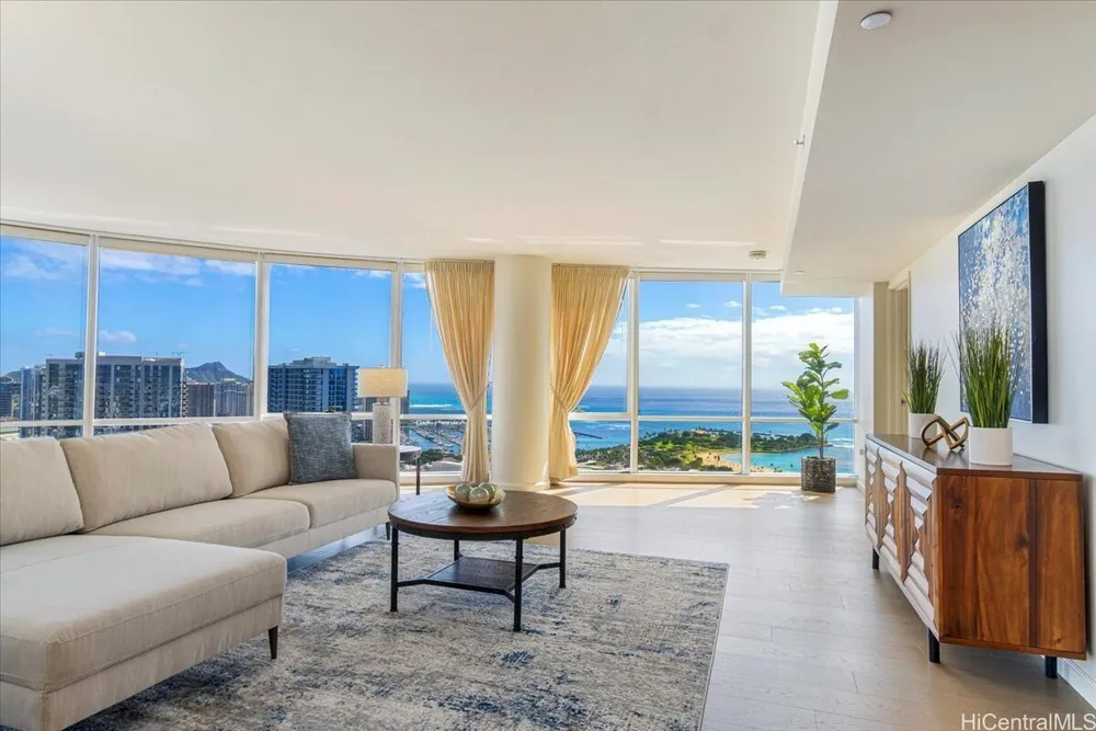1296 Kapiolani Blvd, Honolulu, HI 96814
