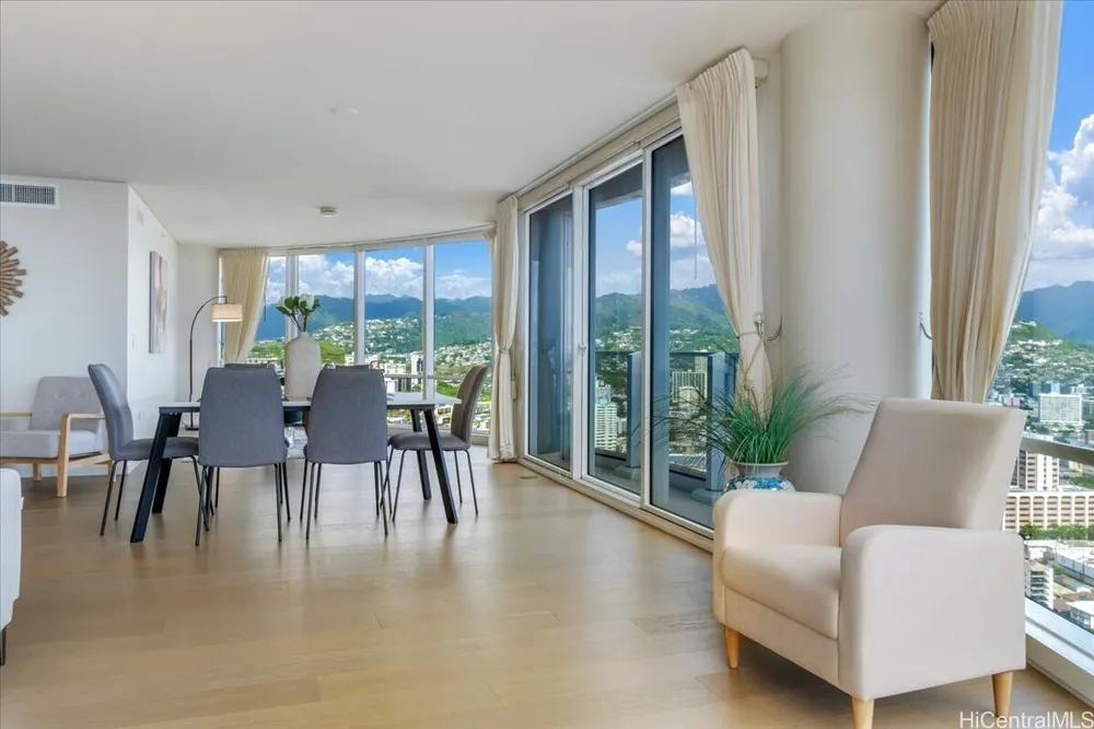 1296 Kapiolani Blvd, Honolulu, HI 96814