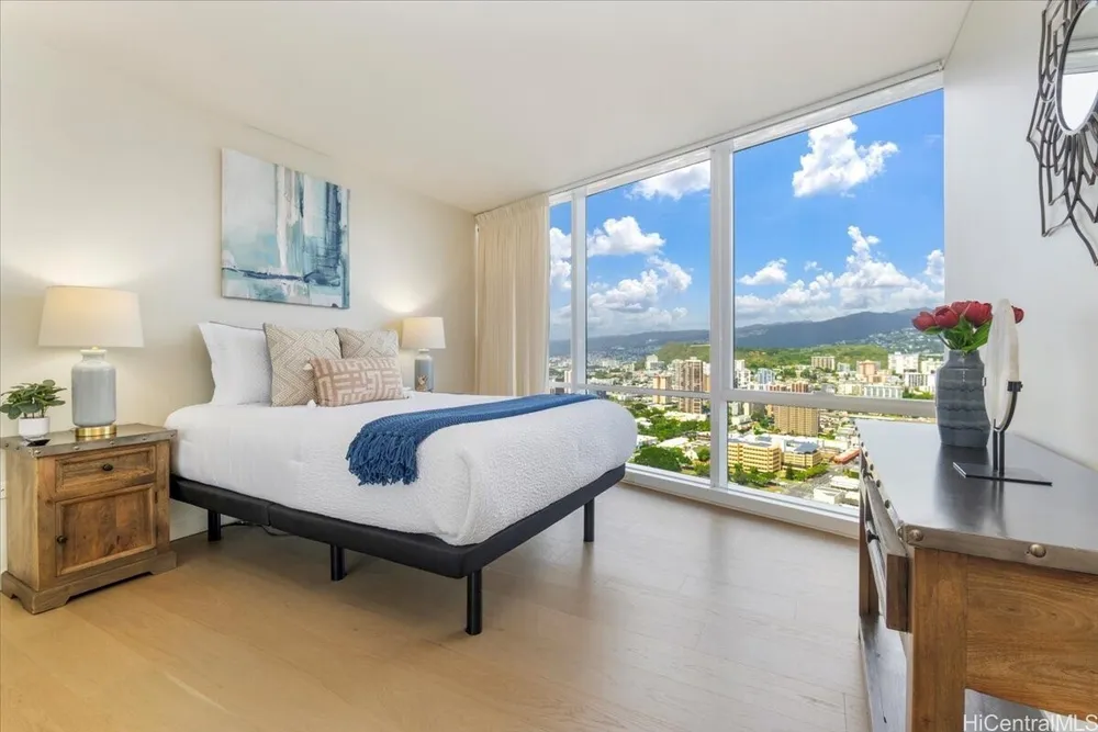 1296 Kapiolani Blvd, Honolulu, HI 96814