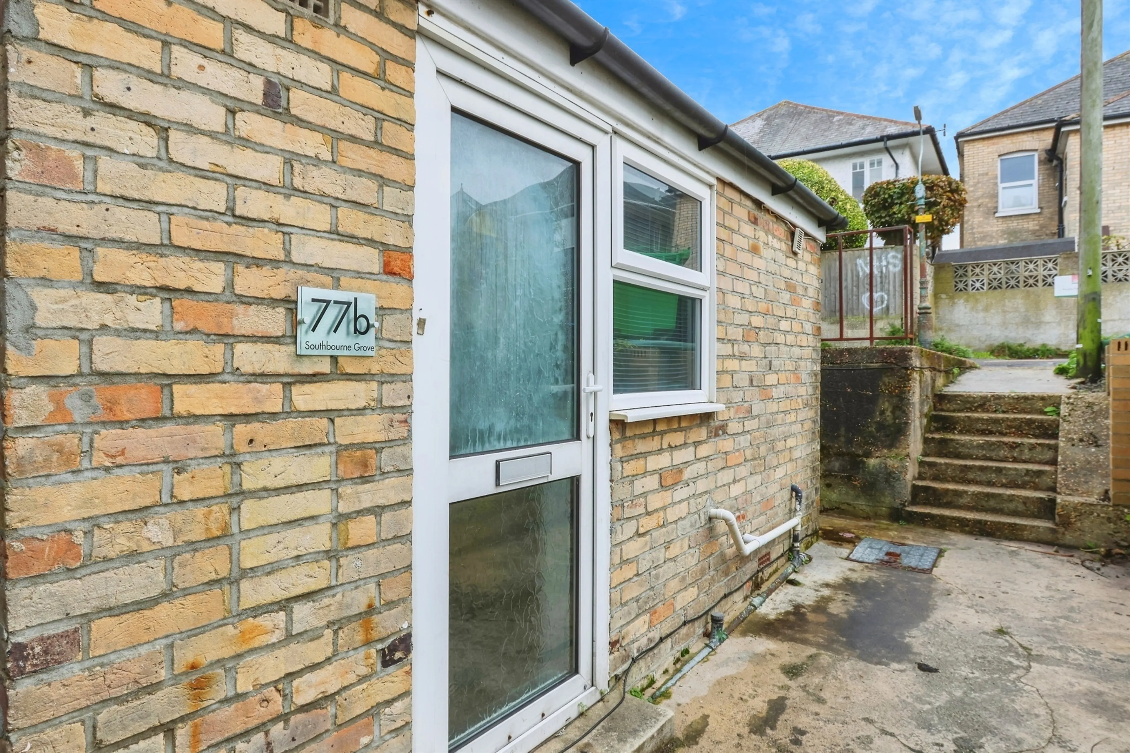 Property photo 0