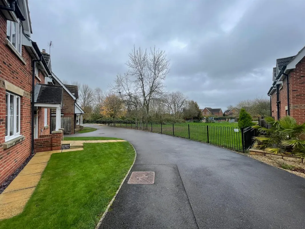Spring field Close, Sigglesthorne