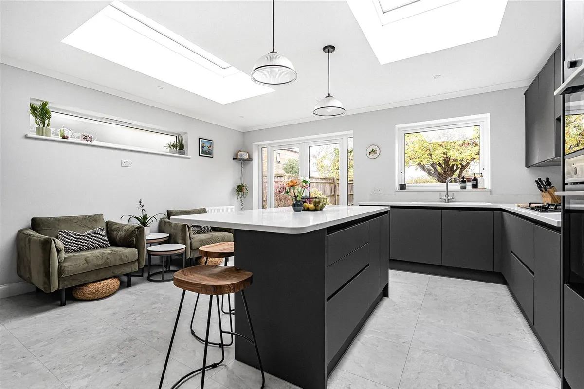 Kenilworth Avenue, Oxford, Oxfordshire, OX4