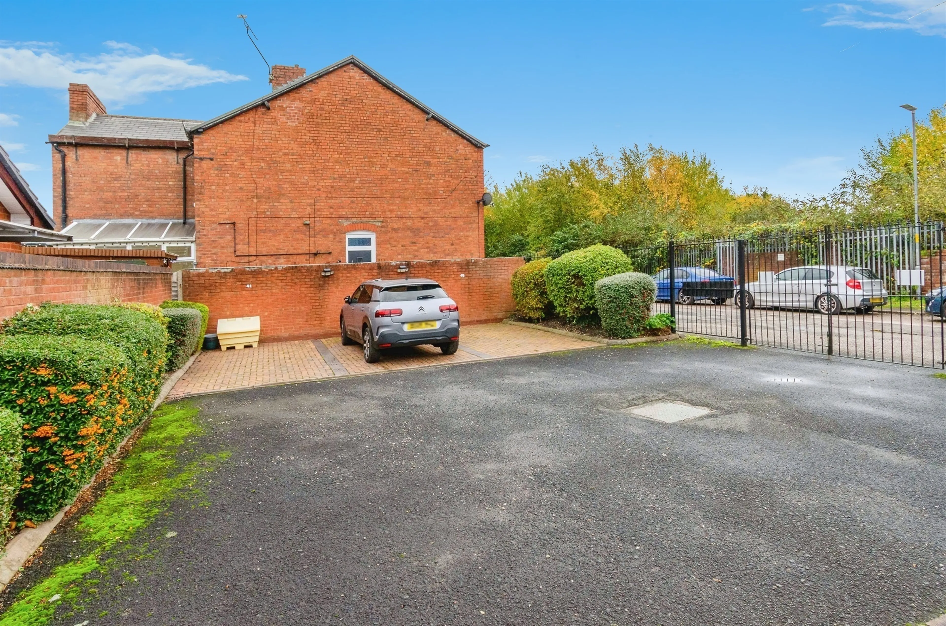 Property photo 16