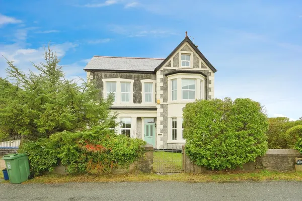Lon Garmon, Abersoch, Gwynedd, LL53