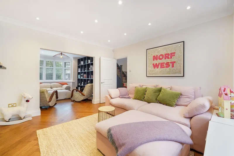Dawson Road, London, NW2