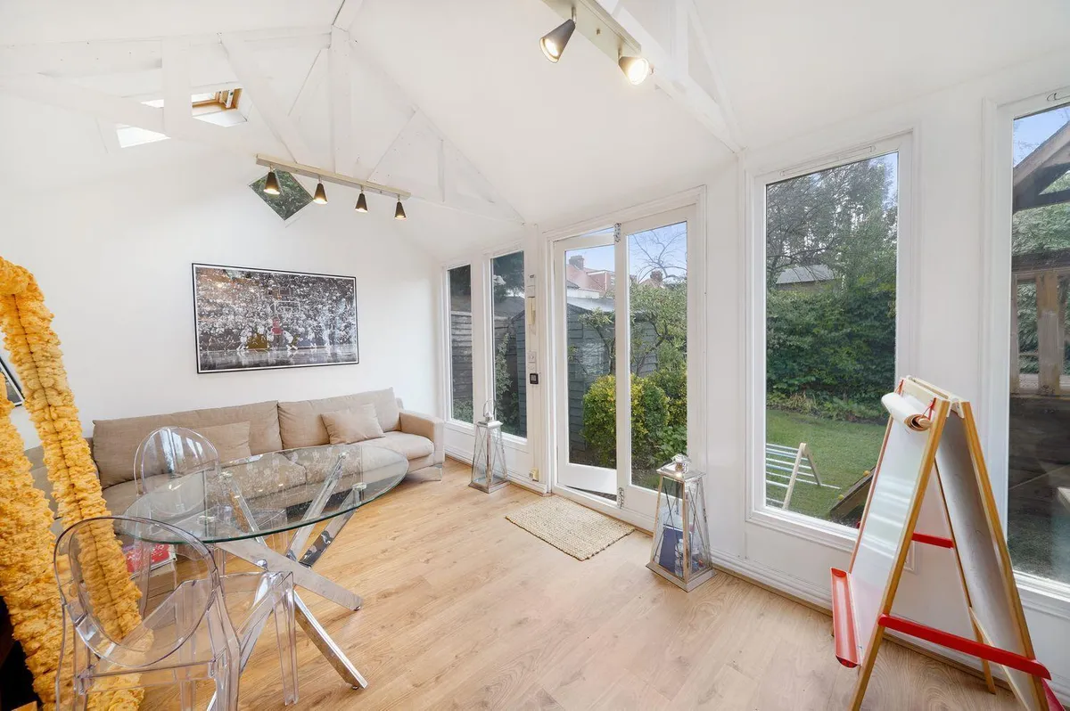 Dawson Road, London, NW2