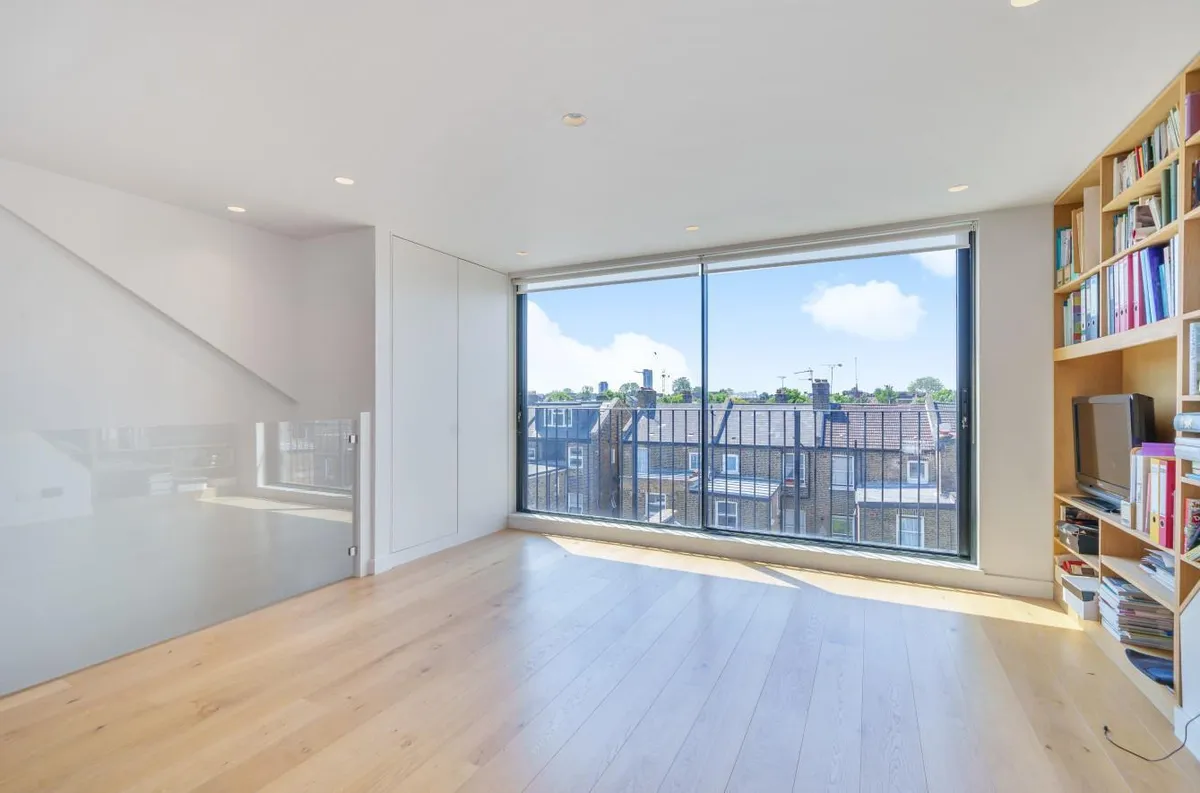 Croxley Road, London, W9