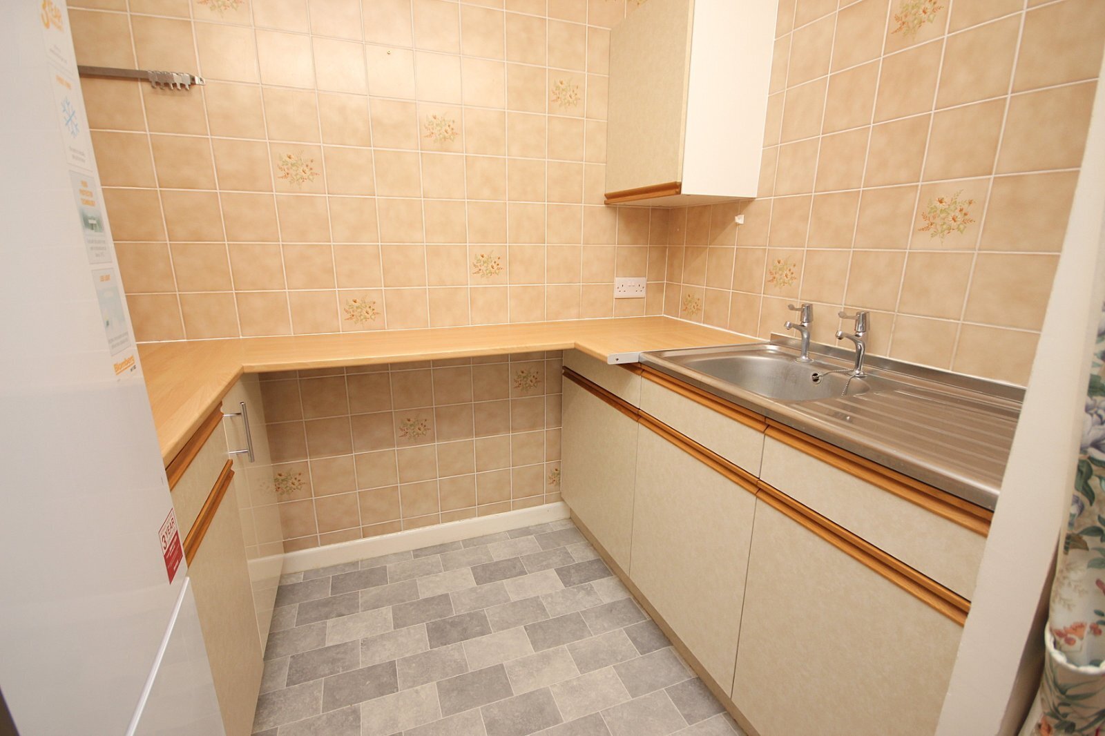 Wentworth Drive, Broadstone, Dorset, BH18 Image 7