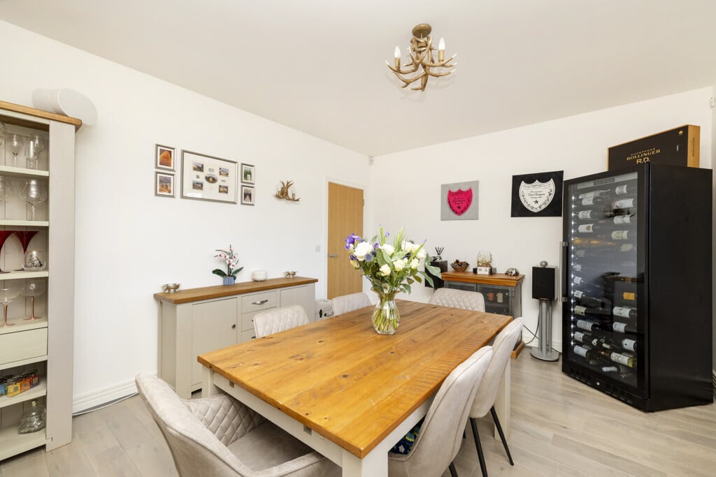 16 Whinstone Place, Ratho, Newbridge, EH28 8AD Image 5