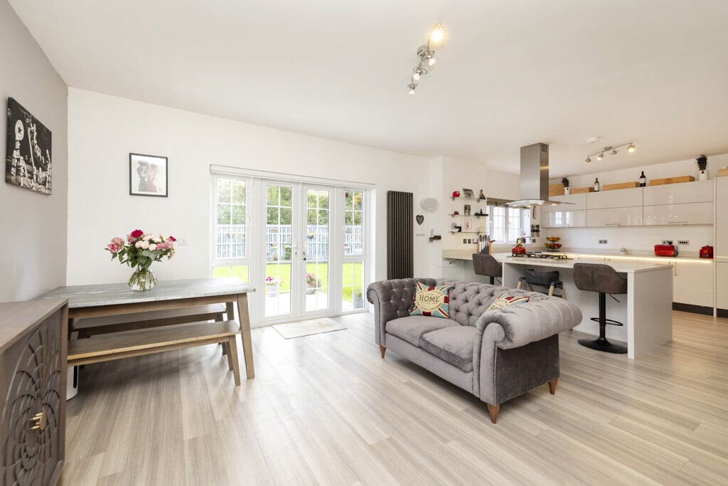 16 Whinstone Place, Ratho, Newbridge, EH28 8AD Image 7