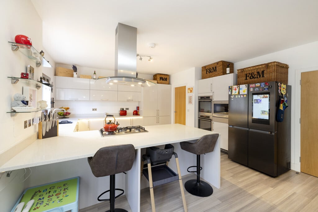 16 Whinstone Place, Ratho, Newbridge, EH28 8AD Image 9