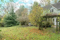 Farnham Lane, Haslemere, GU27 photo 13