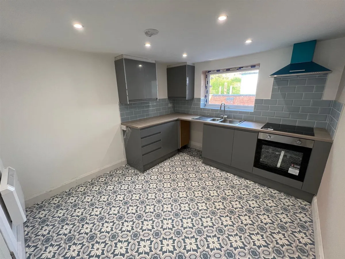 26E LAURIEKNOWE VILLA, ASFORDBY ROAD, MELTON MOWBRAY