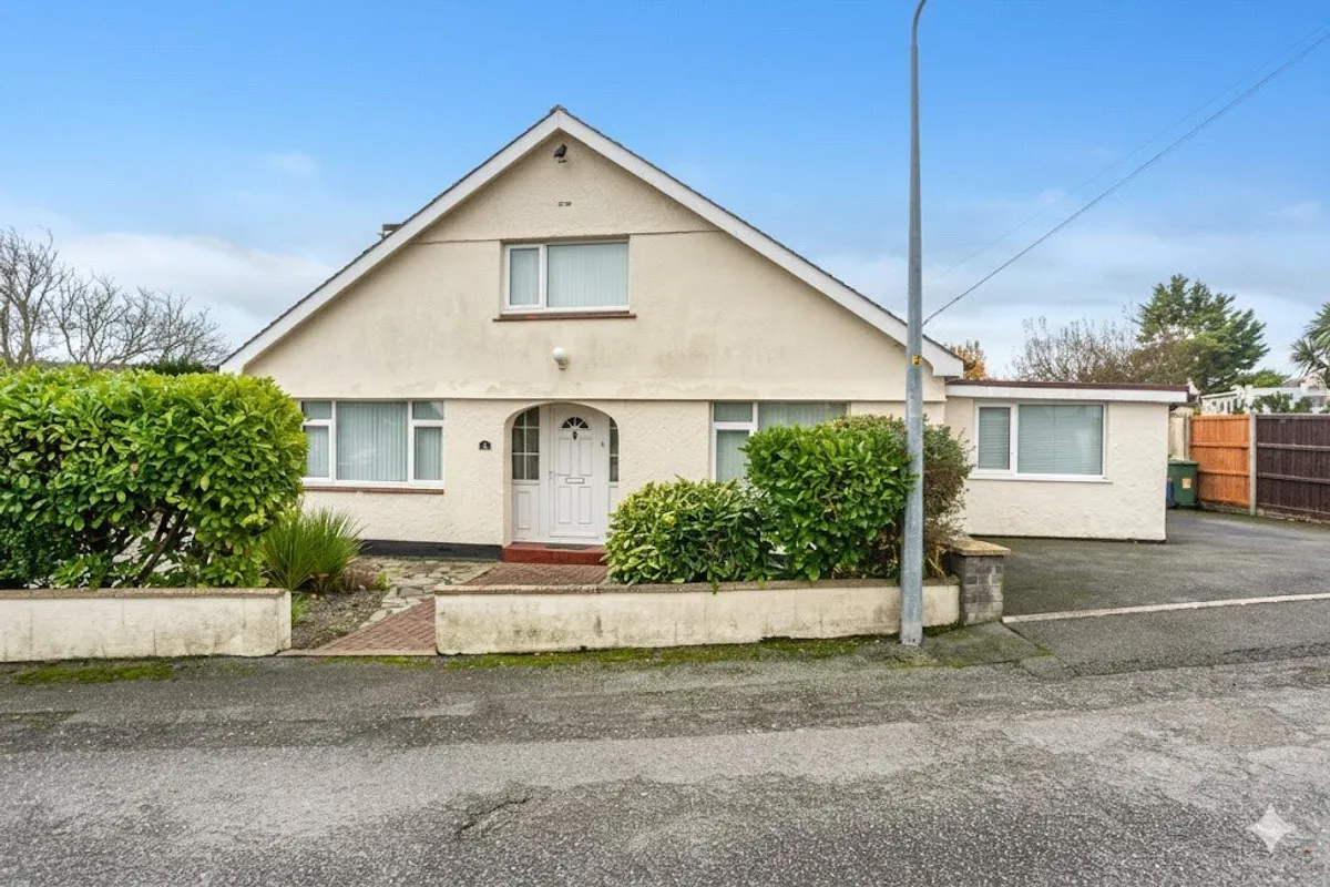 Gwel Y Don, Pentraeth, Isle Of Anglesey, LL75
