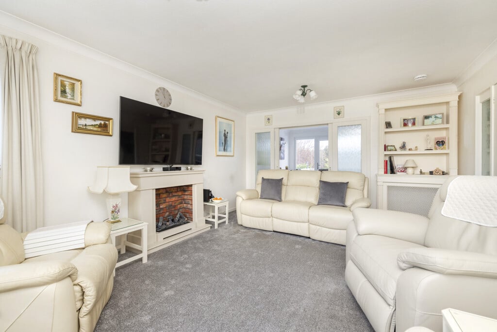 3 Cherry Tree Grove, Balerno, EH14 5AH Image 4