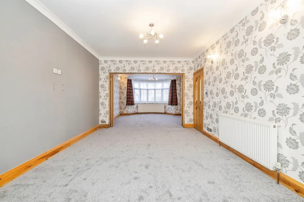 Swiss Avenue, Watford, WD18 photo 3